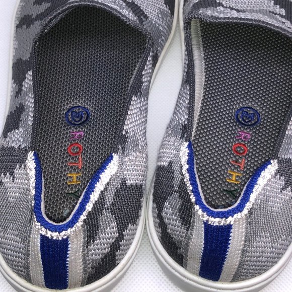 Rothy's Kid's Slip-on Grey Camouflage Sneakers ~ Kid Size 3 Shoes, Gray Camo - Picture 6 of 9